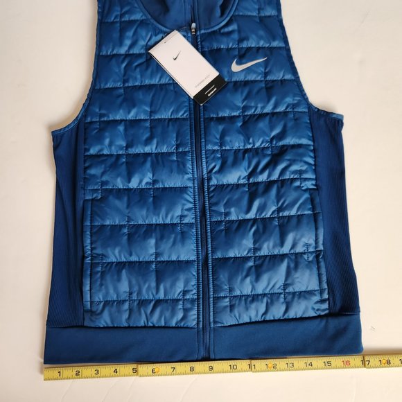NIKE Therma Synthetic-Fill Running Vest, Small - Picture 14 of 15